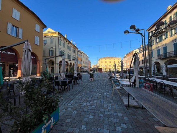 negozio in affitto a Carpi in zona Cortile