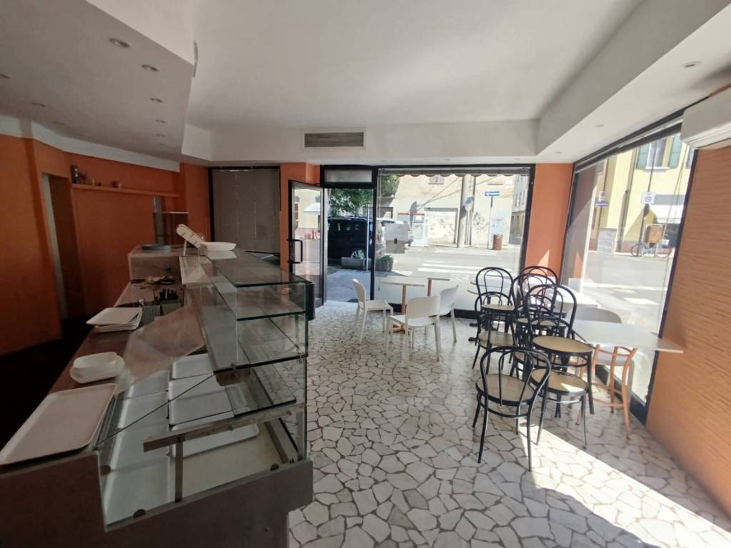 negozio in affitto a Carpi in zona Centro Storico