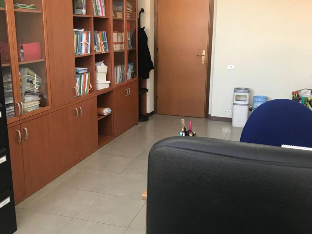 ufficio in affitto a Carpi in zona Quartirolo