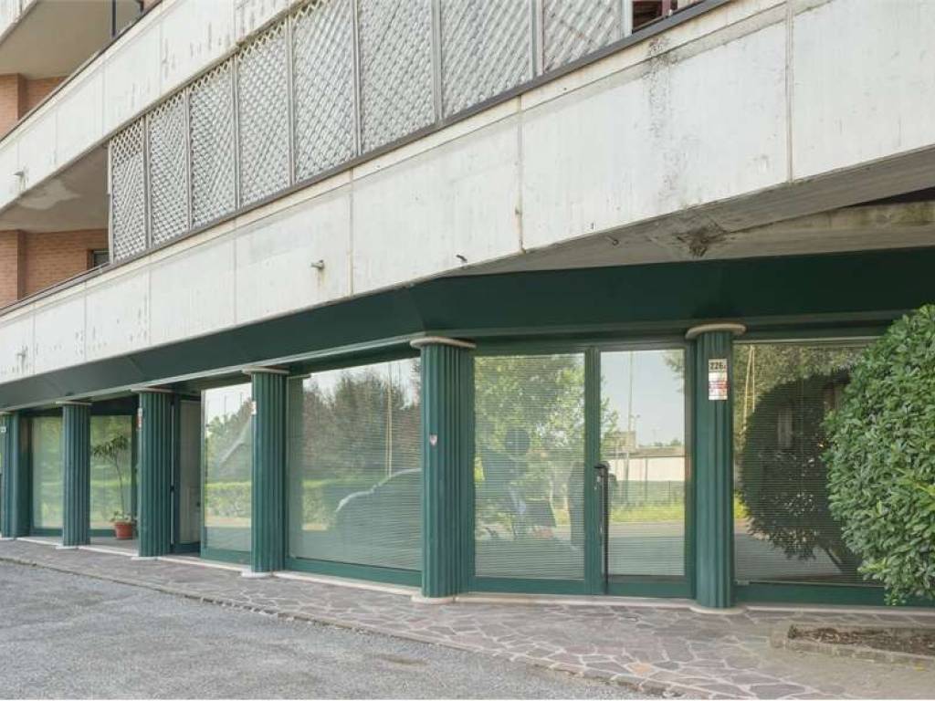 negozio in affitto a Carpi