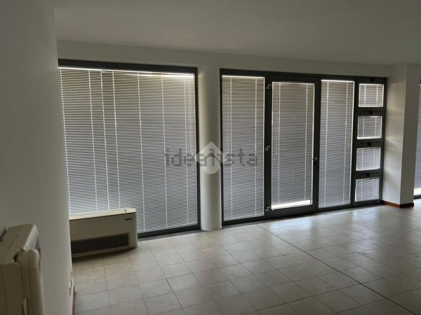 ufficio in affitto a Carpi in zona Quartirolo