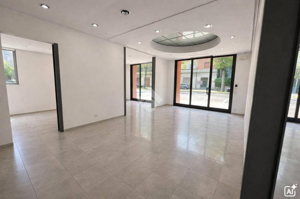negozio in affitto a Carpi in zona Centro Storico