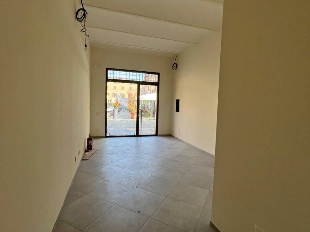 negozio in affitto a Carpi in zona Centro Storico
