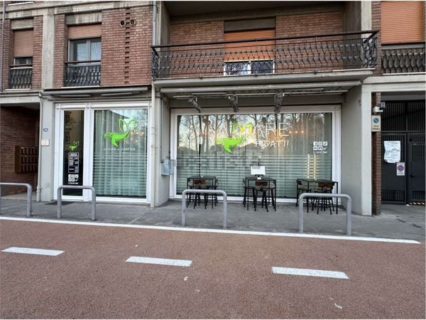 locale commerciale in affitto a Carpi