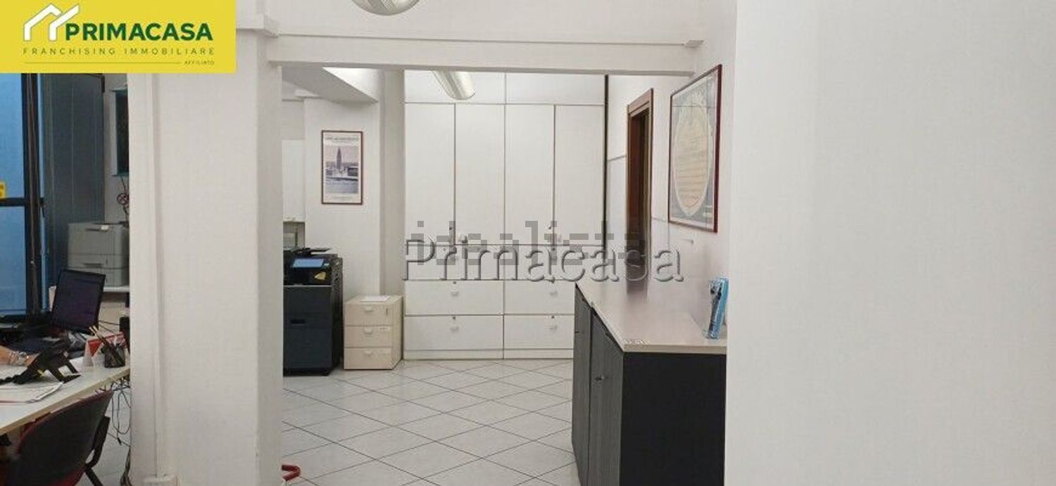 ufficio in affitto a Carpi in zona Centro Storico