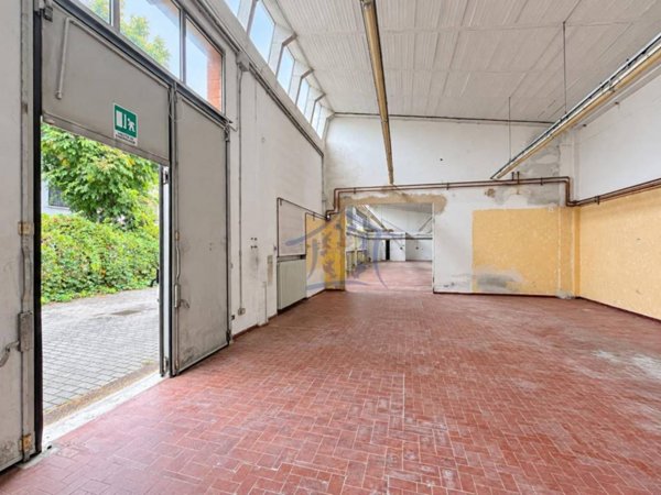 locale commerciale in affitto a Carpi in zona Quartirolo