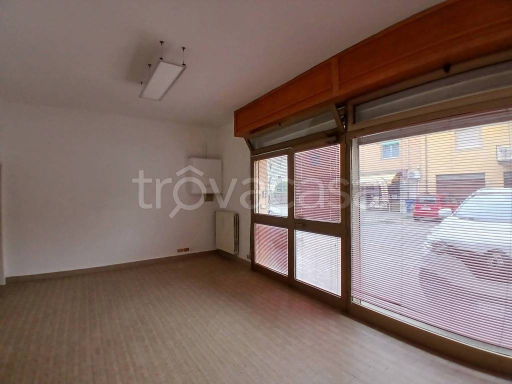 locale commerciale in affitto a Carpi in zona Quartirolo
