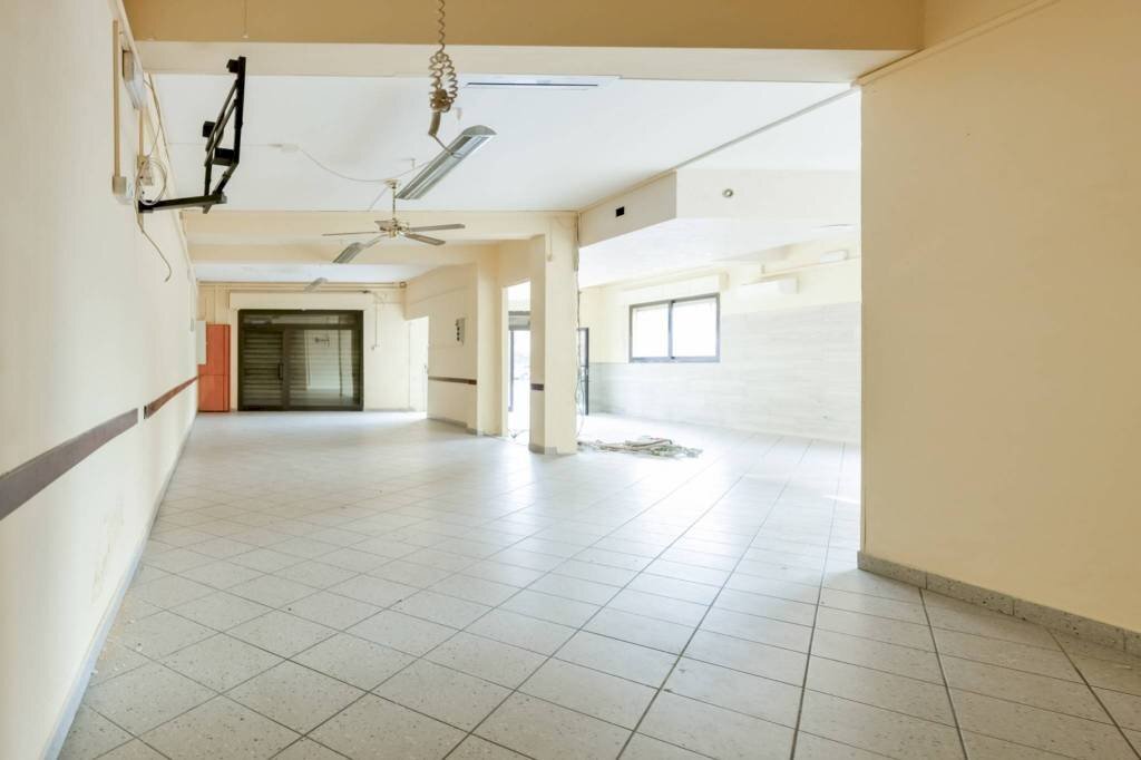 negozio in affitto a Castelfranco Emilia