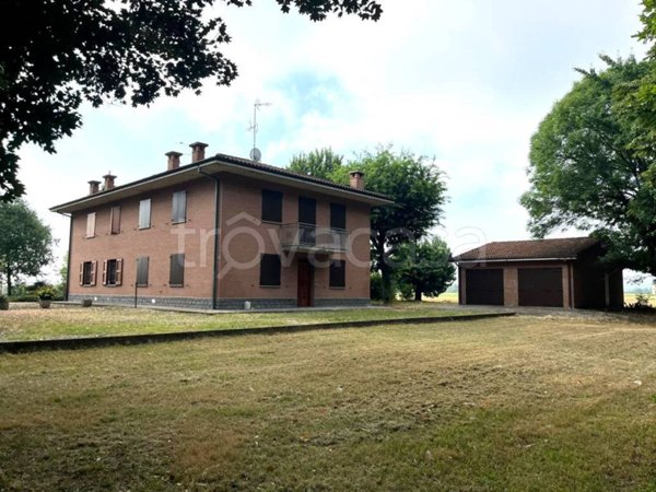 casa indipendente in affitto a Castelfranco Emilia in zona Piumazzo