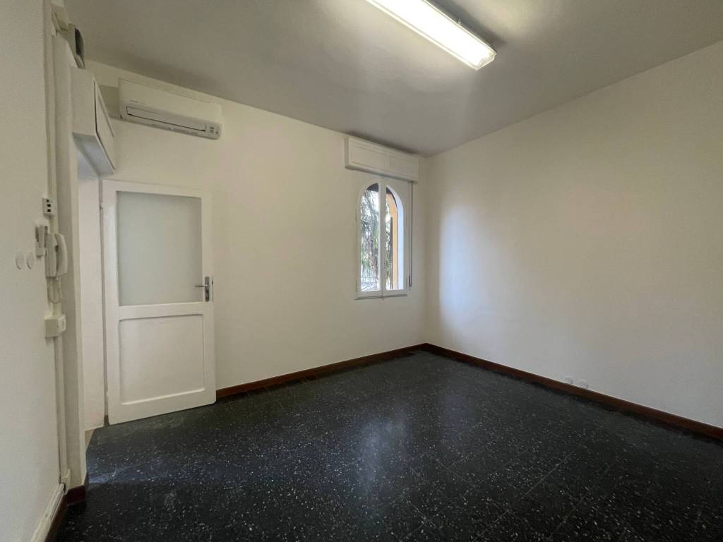 ufficio in affitto a Castelfranco Emilia