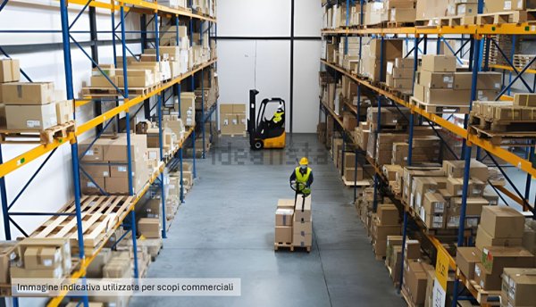 locale di sgombero in affitto a Castelfranco Emilia