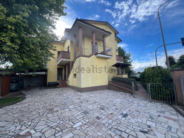 appartamento in affitto a Castelfranco Emilia