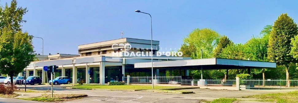 locale commerciale in affitto a Castelnuovo Rangone