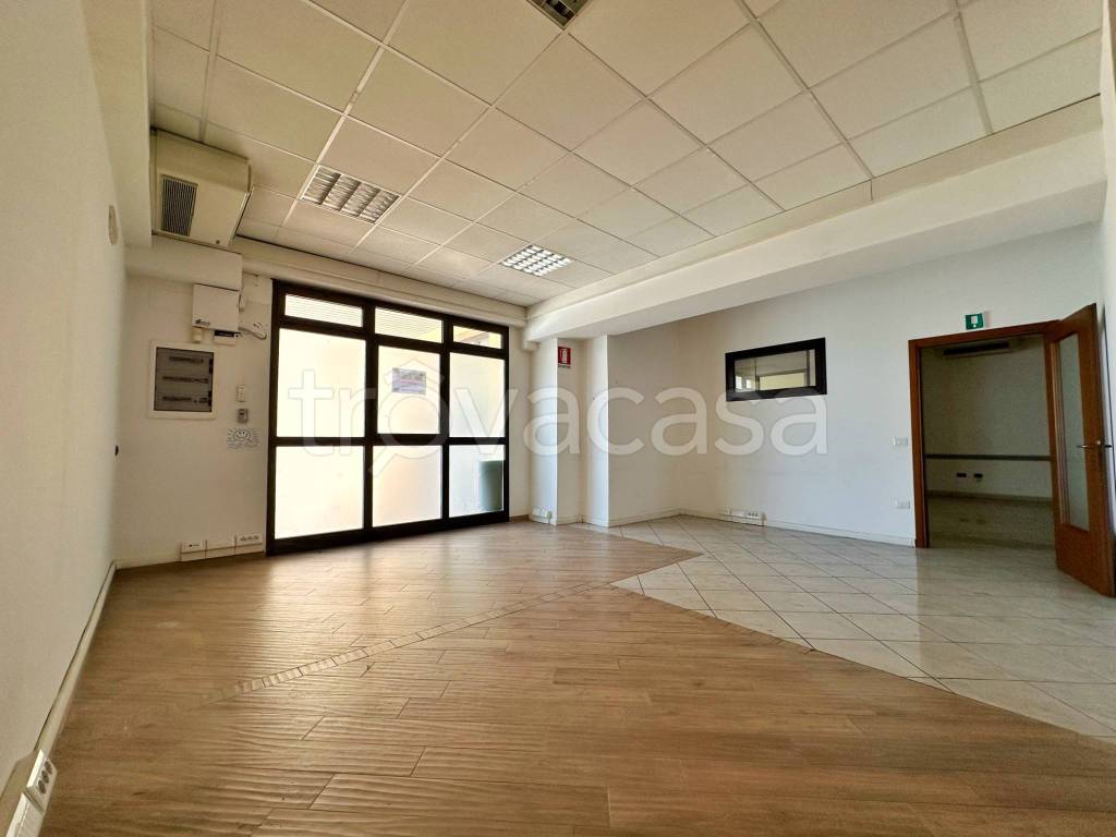 ufficio in affitto a Castelnuovo Rangone