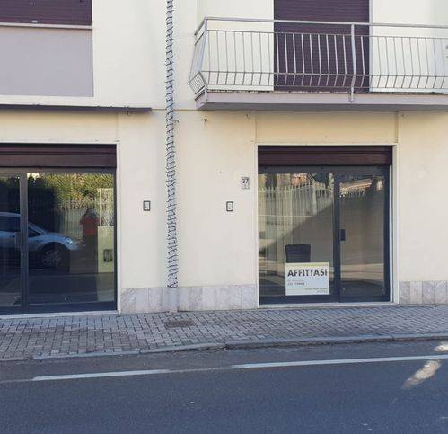 negozio in affitto a Castelnuovo Rangone in zona Montale Rangone