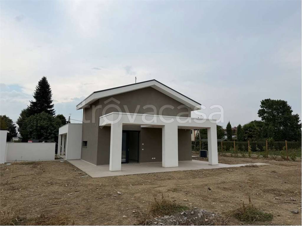 casa indipendente in affitto a Castelnuovo Rangone in zona Montale Rangone