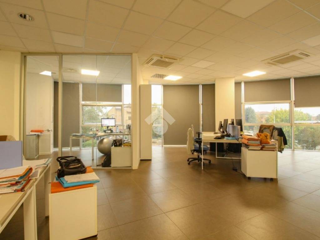 ufficio in affitto a Castelnuovo Rangone