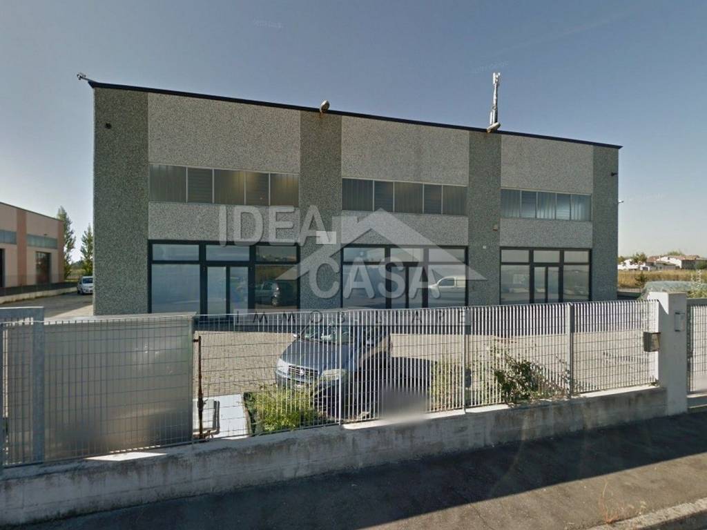 locale di sgombero in affitto a Cavezzo