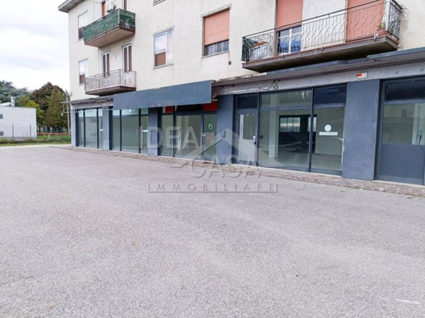 negozio in affitto a Cavezzo