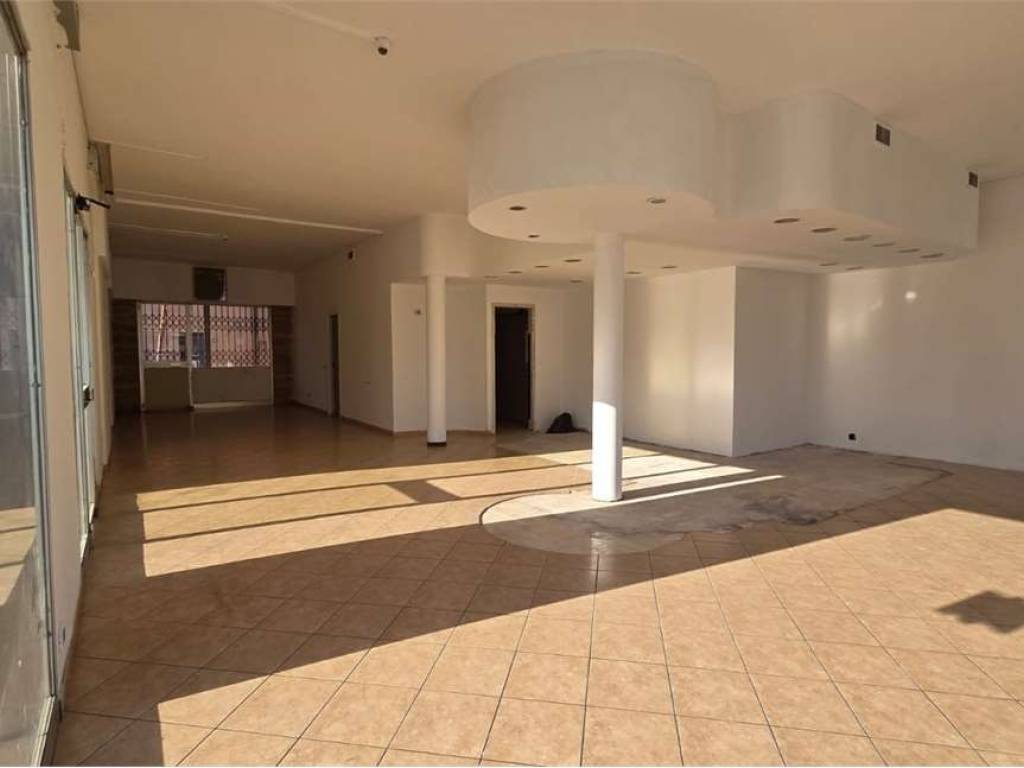 negozio in affitto a Cavezzo