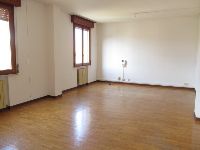 ufficio in affitto a Cavezzo