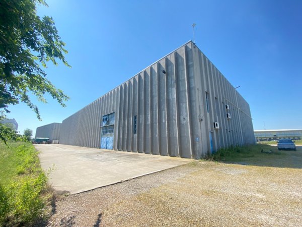 capannone in affitto a Finale Emilia