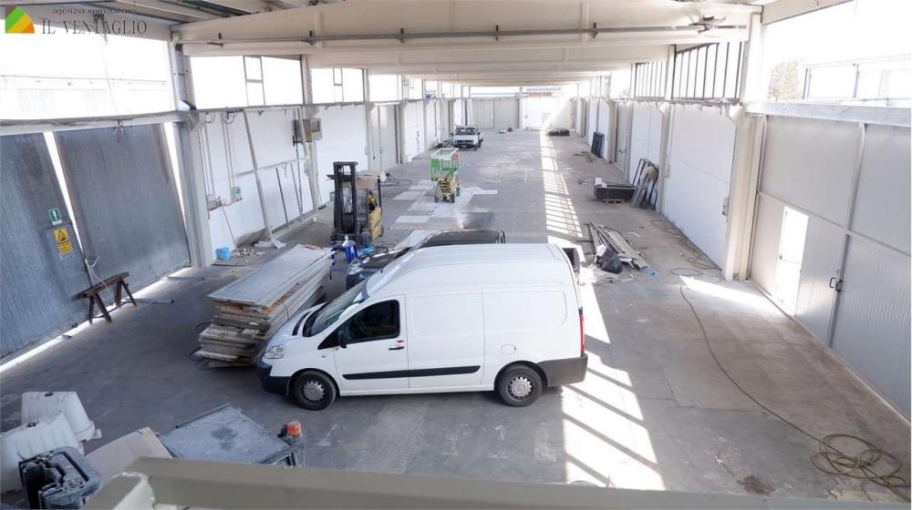 capannone in affitto a Fiorano Modenese