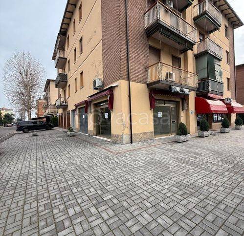 negozio in affitto a Fiorano Modenese