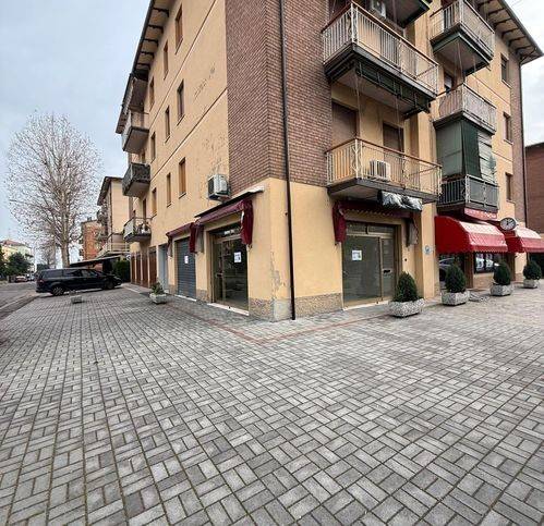 negozio in affitto a Fiorano Modenese