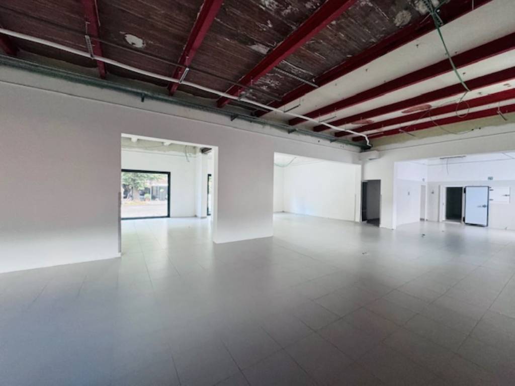 negozio in affitto a Formigine in zona Casinalbo