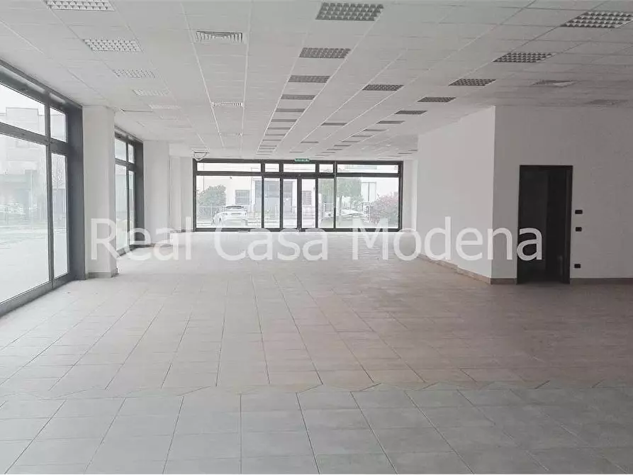 negozio in affitto a Formigine