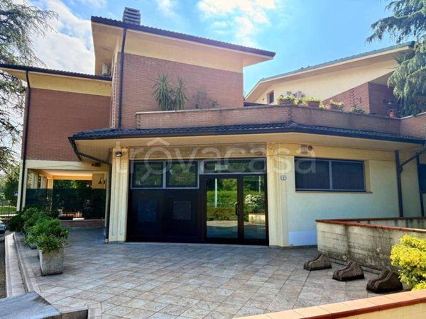 negozio in affitto a Formigine