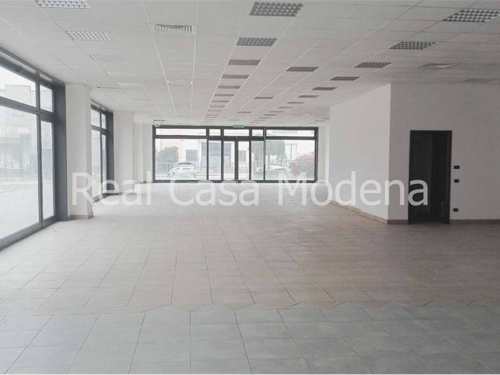 negozio in affitto a Formigine