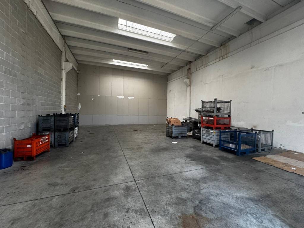 locale commerciale in affitto a Formigine in zona Casinalbo