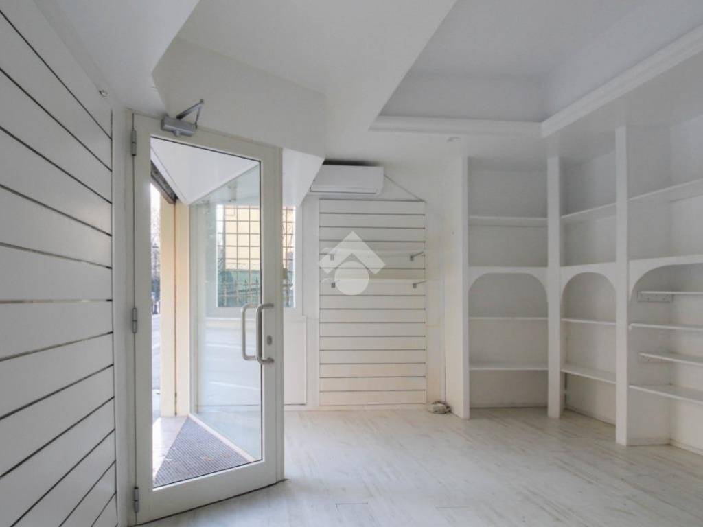 negozio in affitto a Formigine