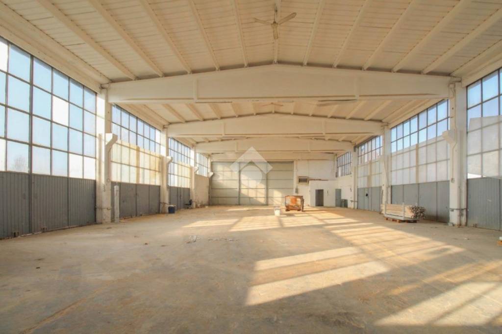 capannone in affitto a Formigine