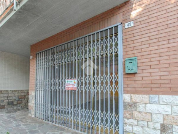 negozio in affitto a Formigine