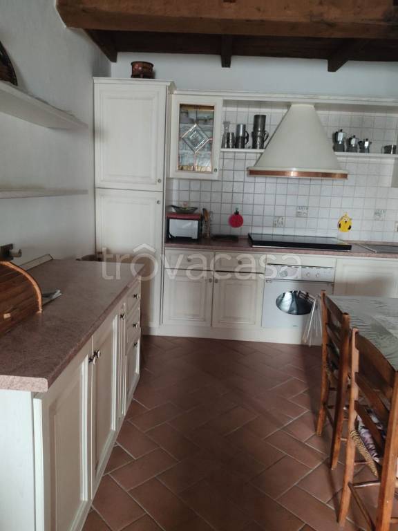 appartamento in affitto a Lama Mocogno in zona Sassostorno