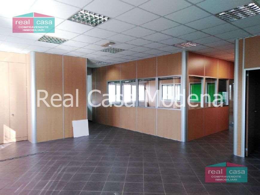locale commerciale in affitto a Maranello