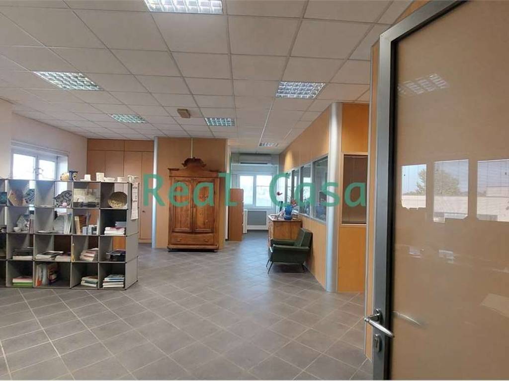 ufficio in affitto a Maranello in zona Pozza