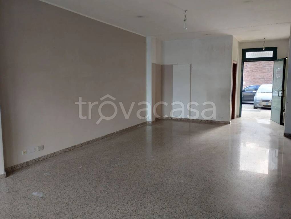 negozio in affitto a Maranello