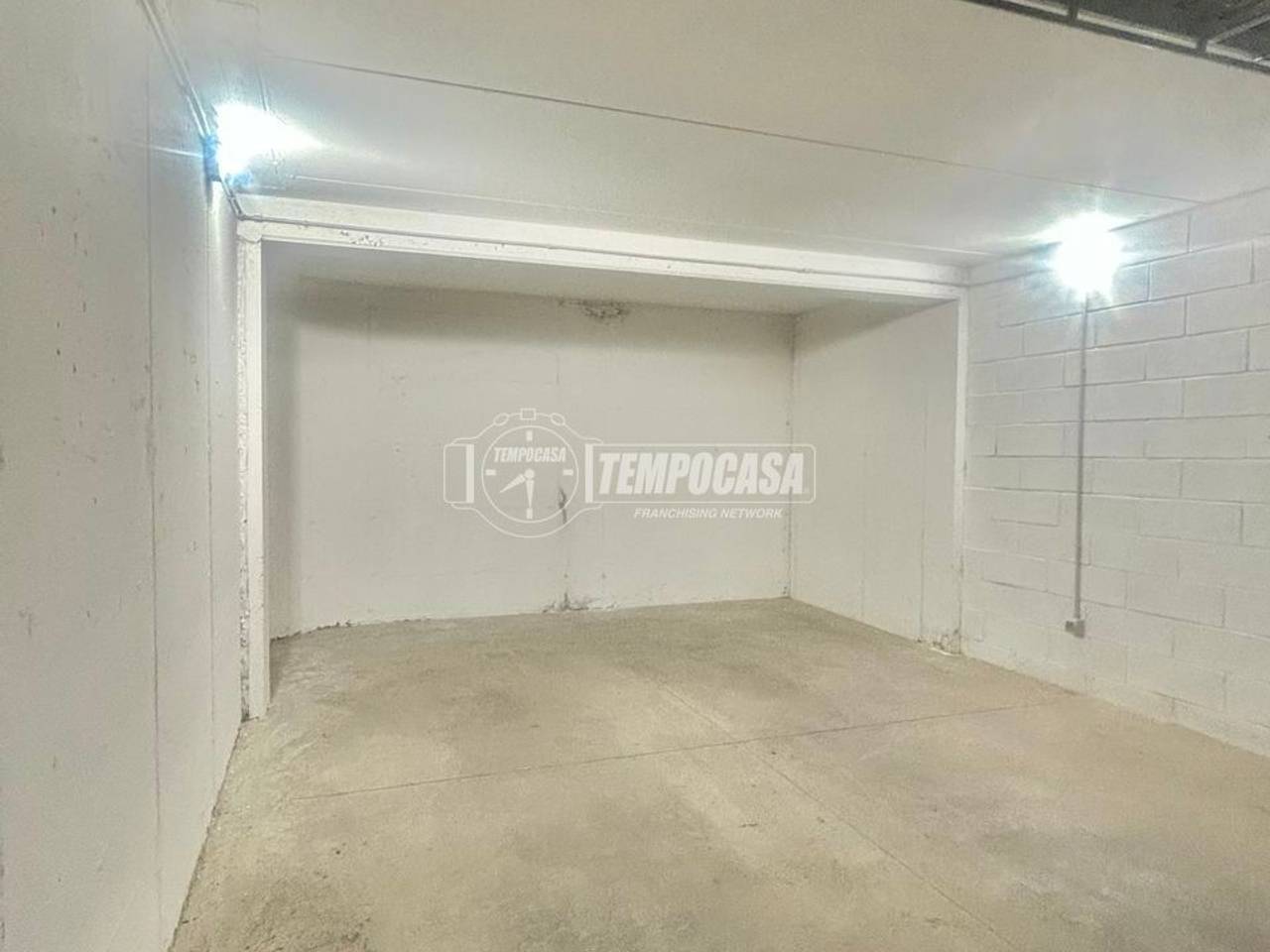 locale di sgombero in affitto a Maranello