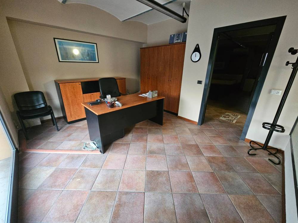 ufficio in affitto a Medolla