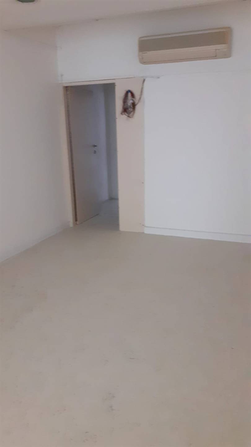 negozio in affitto a Mirandola