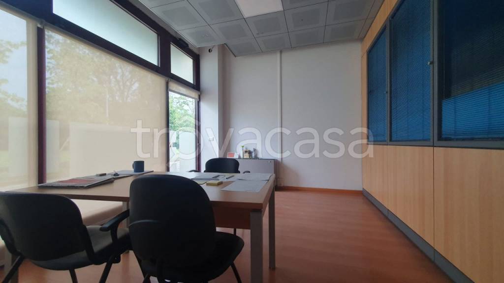 ufficio in affitto a Mirandola