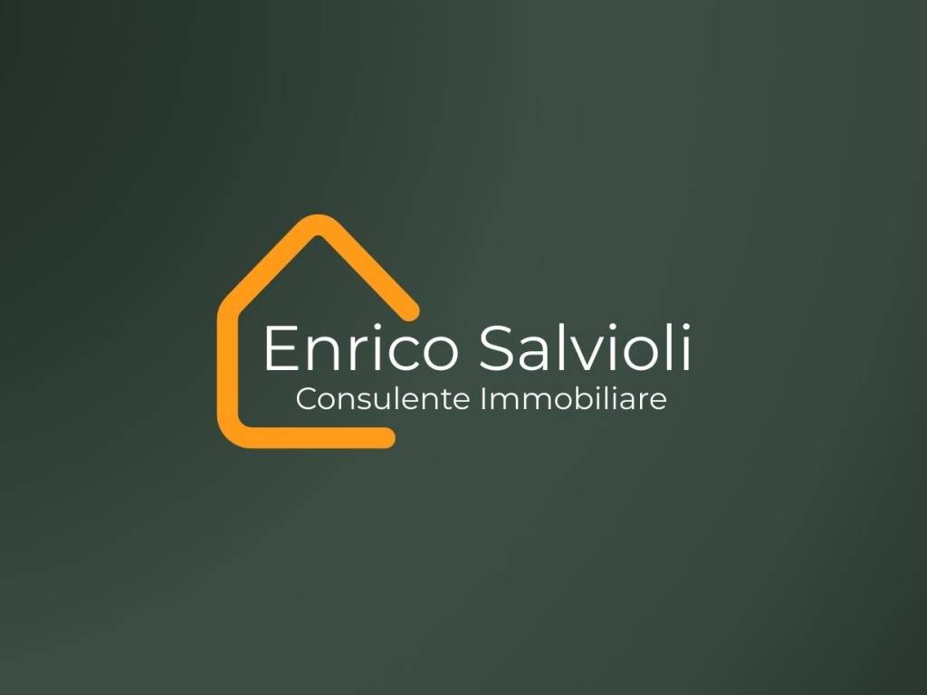 negozio in affitto a Mirandola