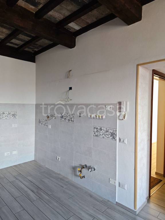 appartamento in affitto a Mirandola