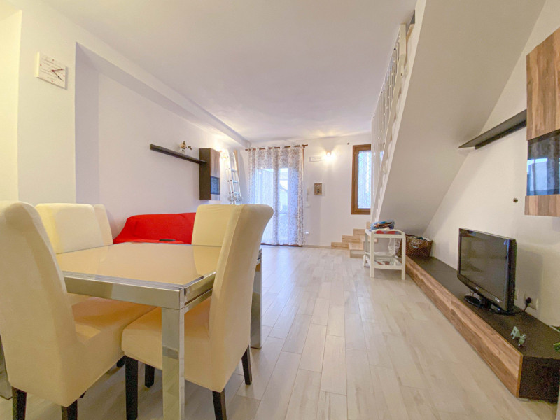 casa indipendente in affitto a Mirandola