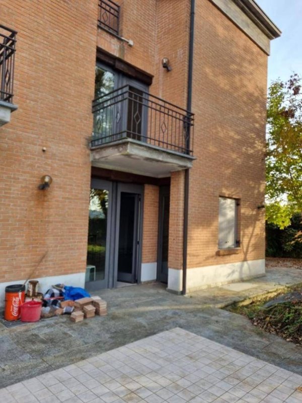 casa indipendente in affitto a Modena in zona San Faustino