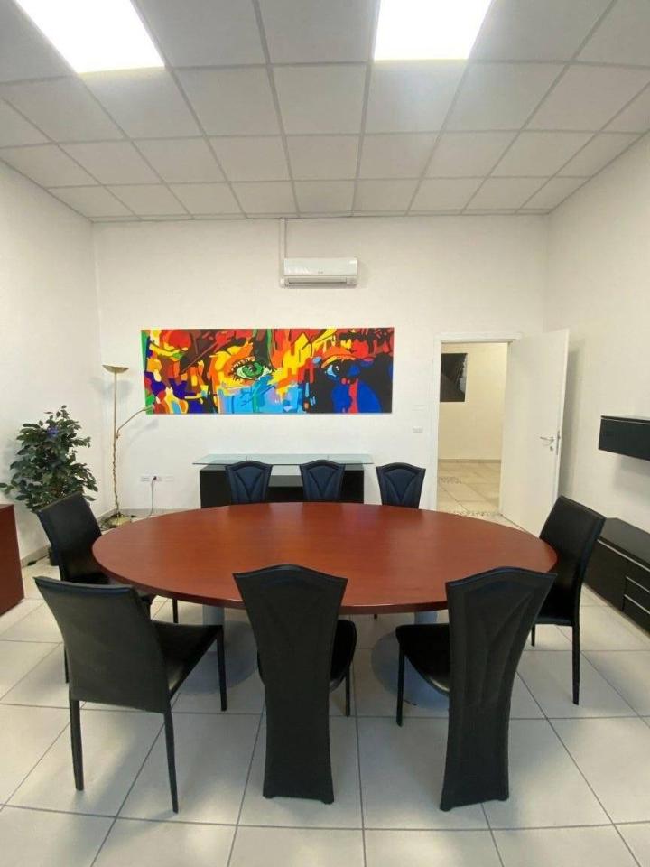 ufficio in affitto a Modena in zona Centro Storico